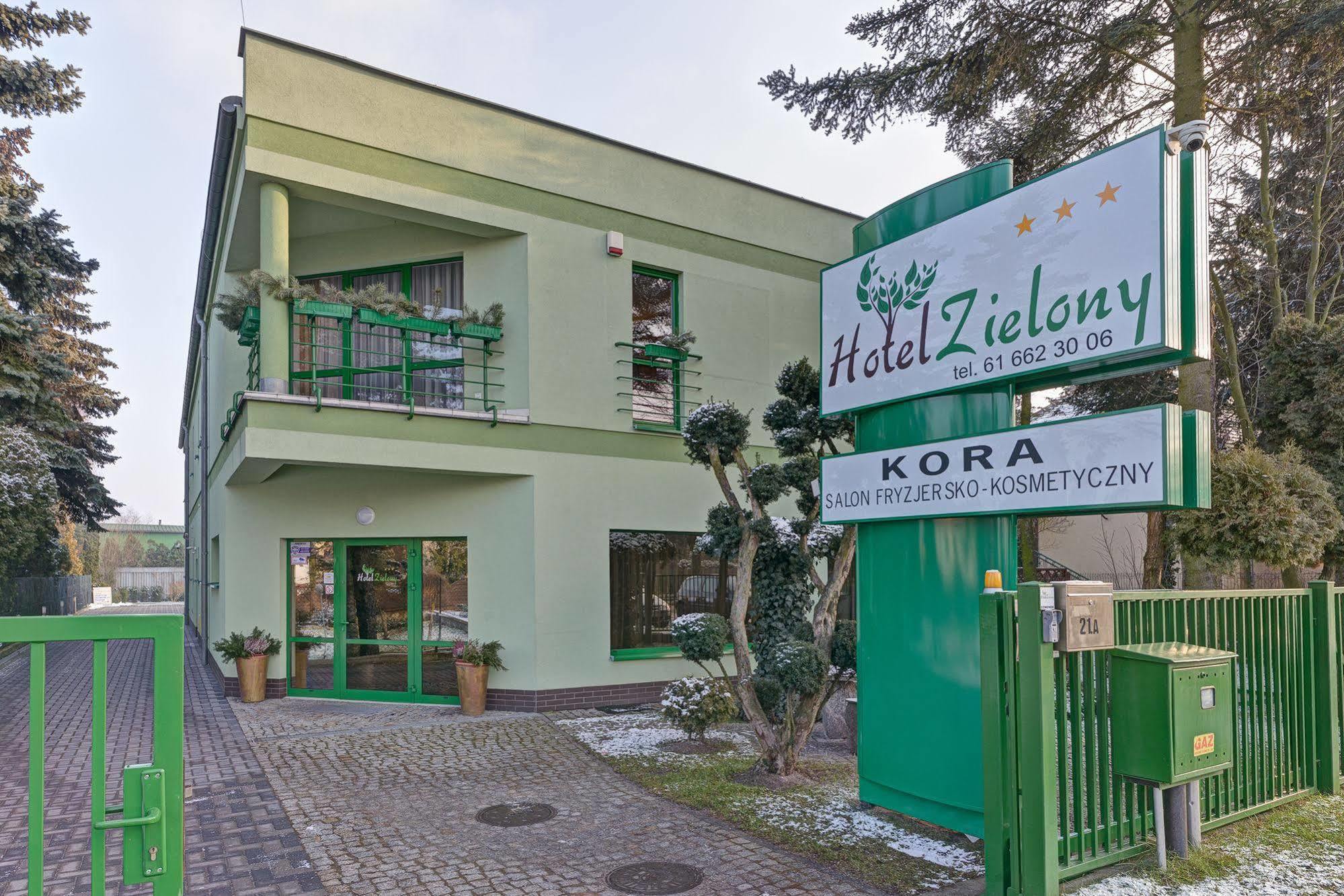 Hotel Zielony Познань Экстерьер фото